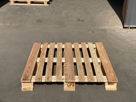 Buon prezzo Palette di legno per magazzini durevoli Legno naturale Legno Euro Epal Palette di legno in linea