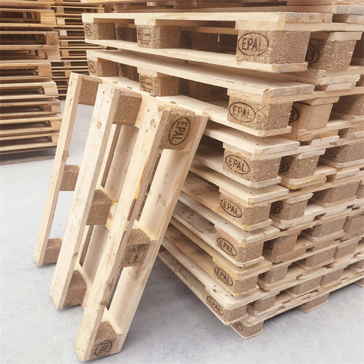 Palleti in legno a doppia facciata Euro Palleti in legno a 4 vie per la consegna Trasporto logistico