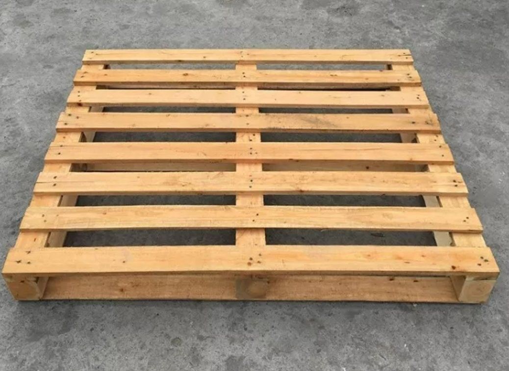Pallet termicamente trattati in legno massello pallet a quattro vie durevoli per carrelli elevatori