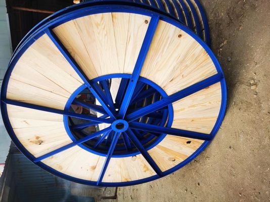 Buon prezzo Cable spirale di legno vuoto grande Cable bobina di legno bobina di legno ISPM-15 certificato in linea